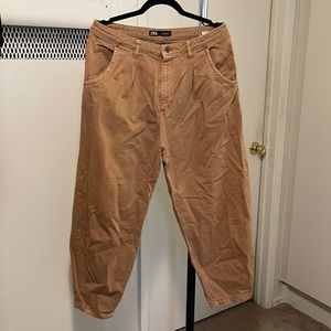 balloon pants